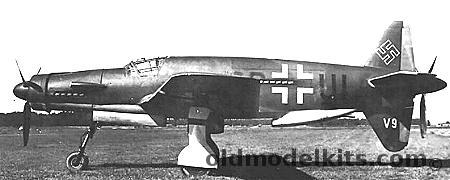 RCM 1/32 Dornier Do-335 A/B-6 Arrow plastic model kit